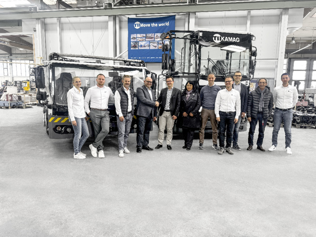 Movincar Gruppe der Vertriebs-, Miet- und Servicepartner für alle Hoflogistikfahrzeuge von TII KAMAG in Italien. - © TII Group Movincar Gruppe der Vertriebs-, Miet- und Servicepartner für alle Hoflogistikfahrzeuge von TII KAMAG in Italien. - © TII Group