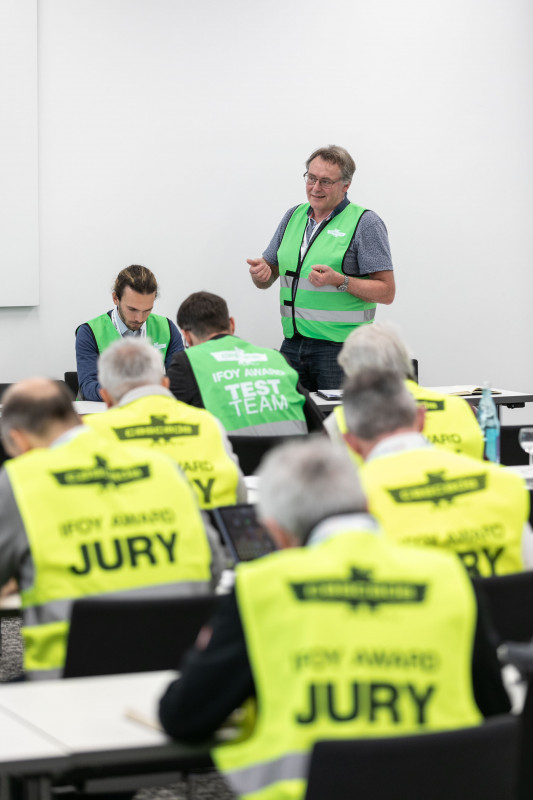Die Jury entscheidet nach transparenten Kriterien und auf der Basis fachlicher Expertise. - © IFOY AWARD Die Jury entscheidet nach transparenten Kriterien und auf der Basis fachlicher Expertise. - © IFOY AWARD