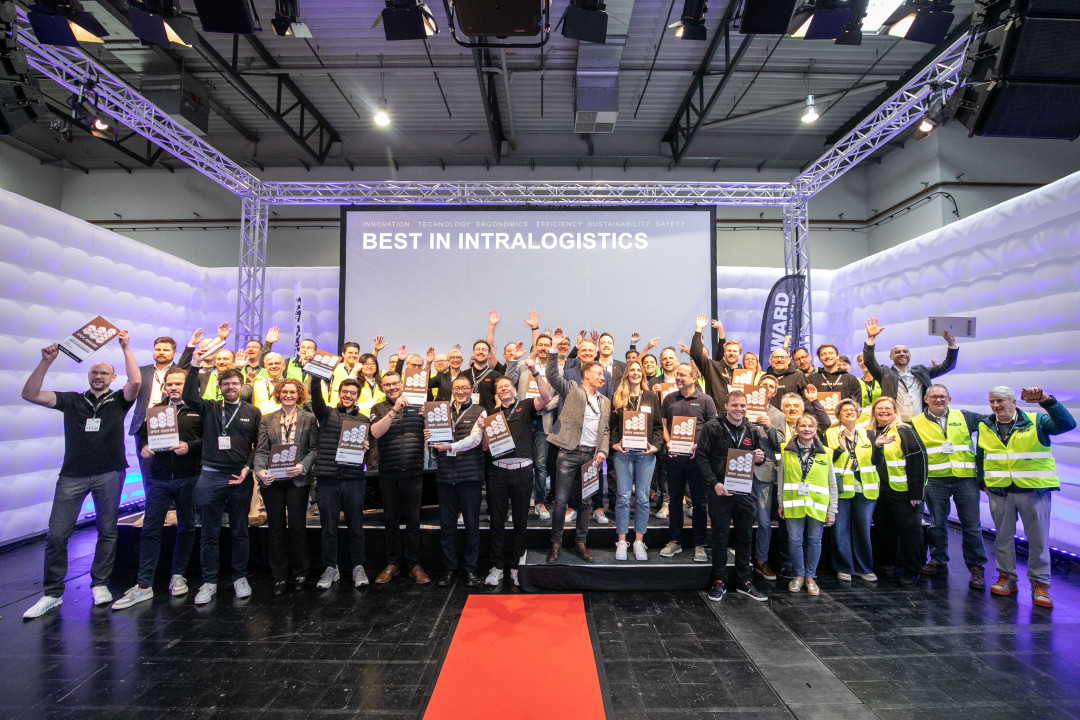 Zum fünften Mal in Dortmund vergeben: die „Best in Intralogistics“-Zertifikate. - Bild: IFOY AWARD/Thomas Willemsen Zum fünften Mal in Dortmund vergeben: die „Best in Intralogistics“-Zertifikate. - Bild: IFOY AWARD/Thomas Willemsen